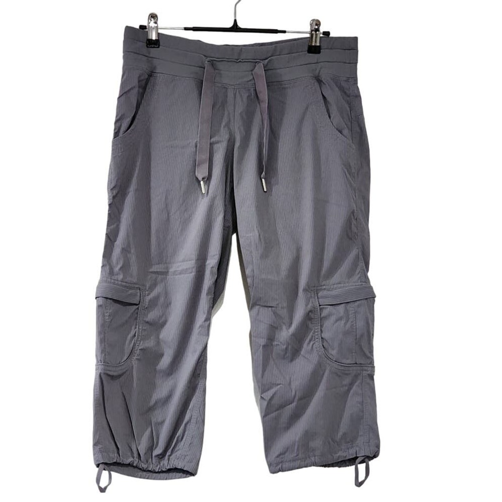 Lululemon Womens Size 4 Gray Cropped Light Pin Stripe Drawcords Pants No Liner